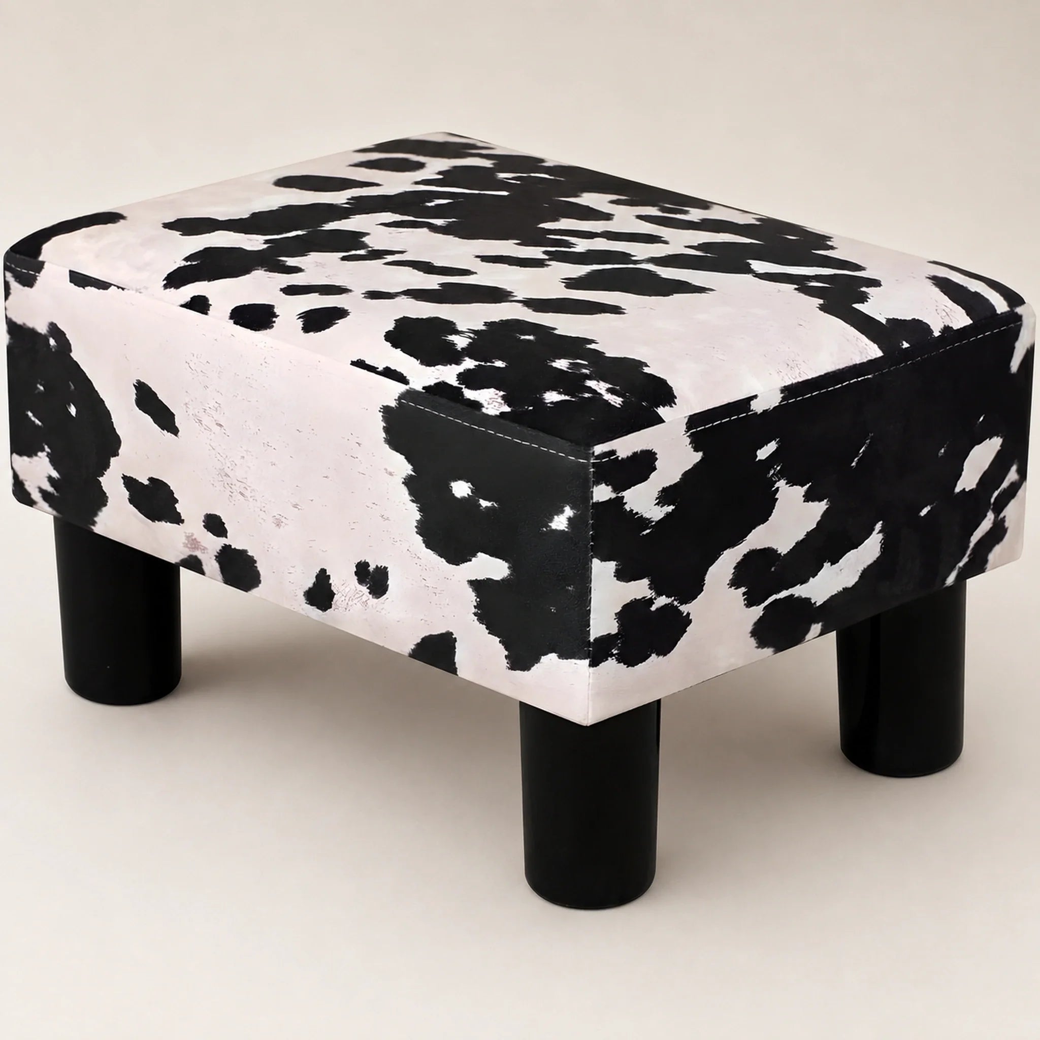 Adeco Cow Print storage ottoman – warm studio front view#Color_Cow Print