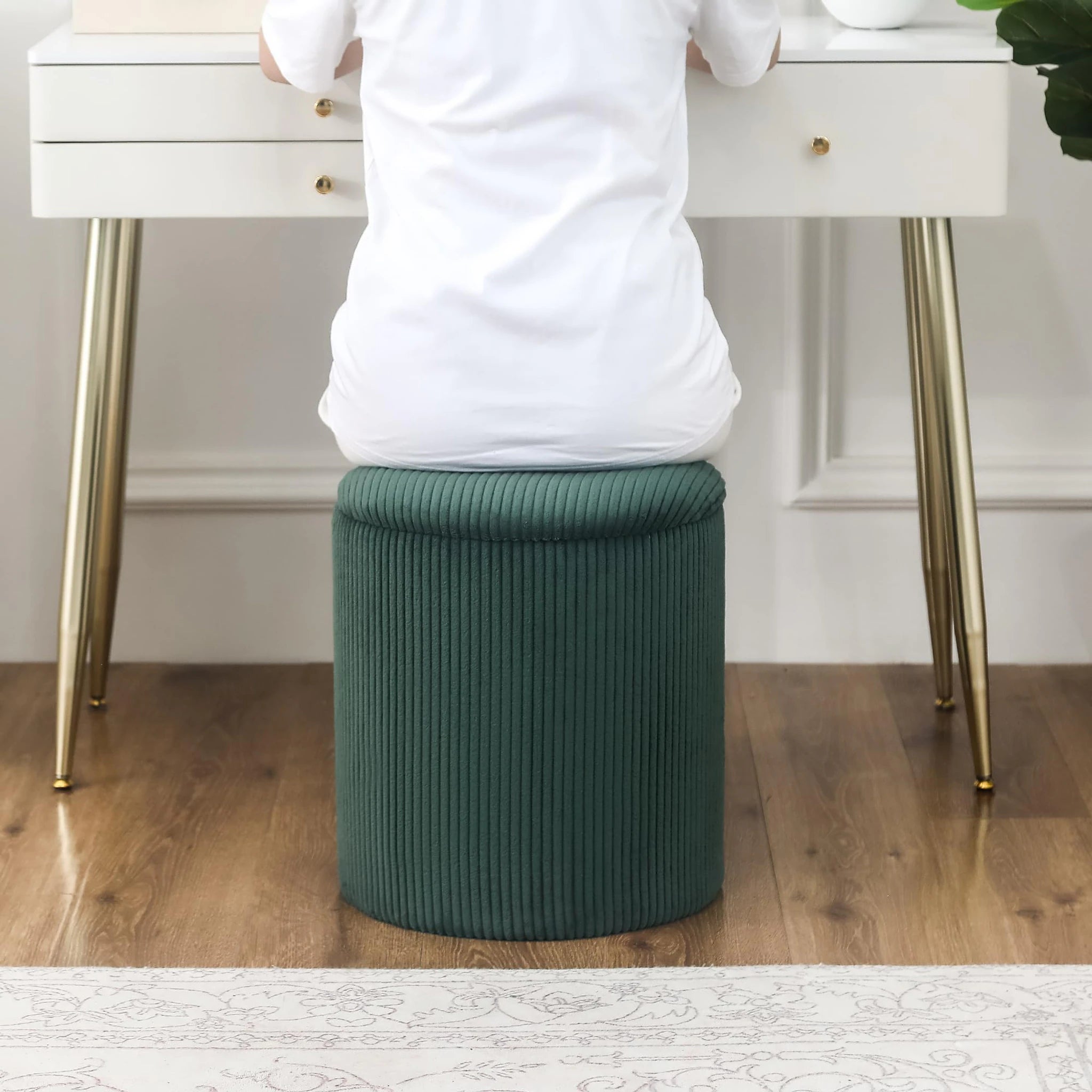 Joveco Dark Green Upgrade Taray Lid Tray-Top Lift-Top Corduroy Round Storage Ottoman – lifestyle room view